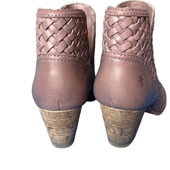 Frye Lilac Reed Cutout Woven Leather Bootie Size - Picture 4 of 8
